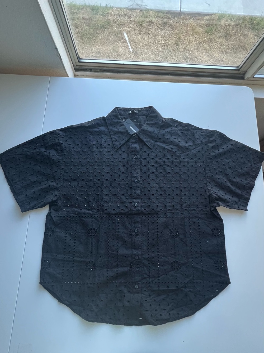 Express Eyelet Button-Down Shirt Short
Sleeve Boxy Shirt Black S NWT - Picture 4 of 9